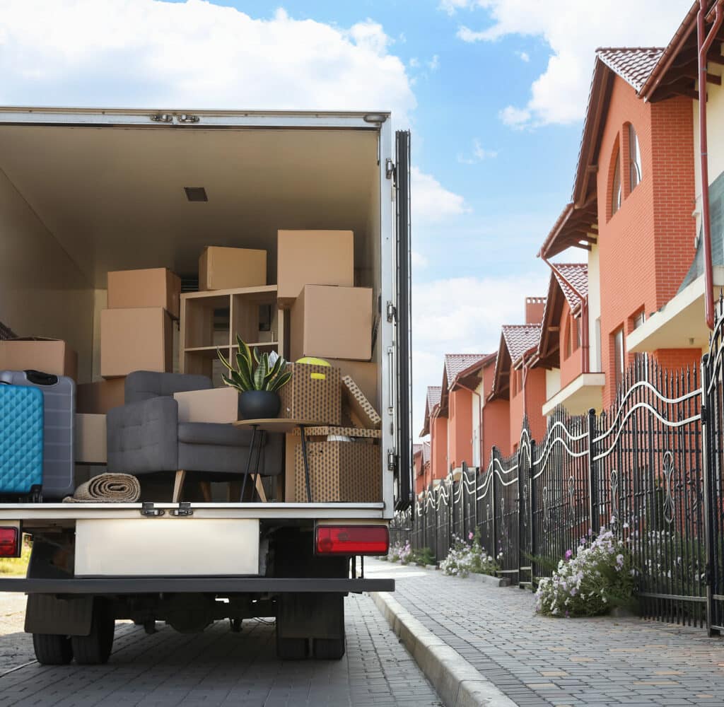 Profesjonalny transport zmniejsza ryzyko uszkodzeń podczas przeprowadzki.